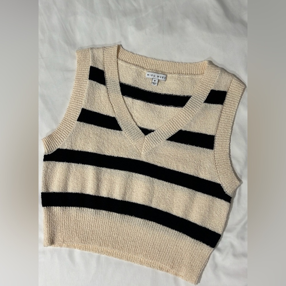 Knit striped vest